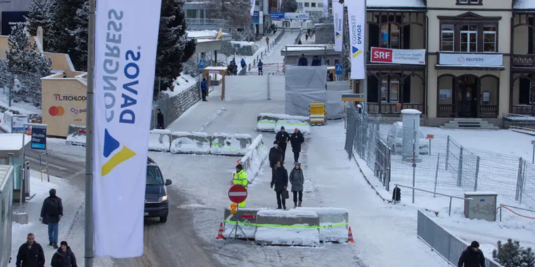 انطلاق منتدى دافوس بحضور 116 مليارديراً وغيــــاب (الصين وروسيا)