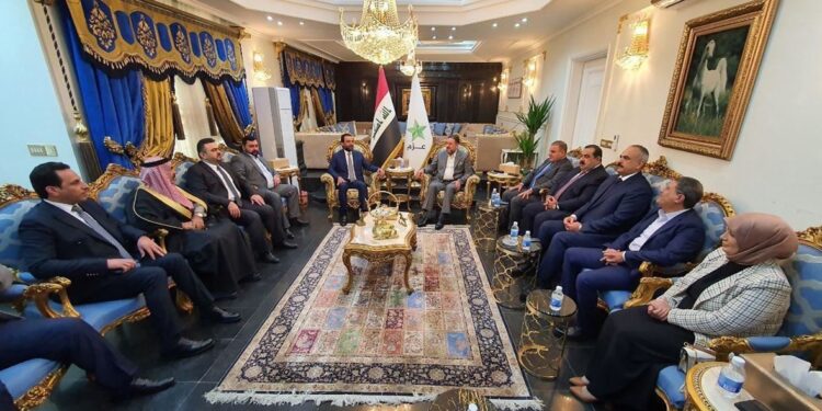 خلافات في (البيت السني) وصلت للسباب والشتائم في الشجارات الداخلية