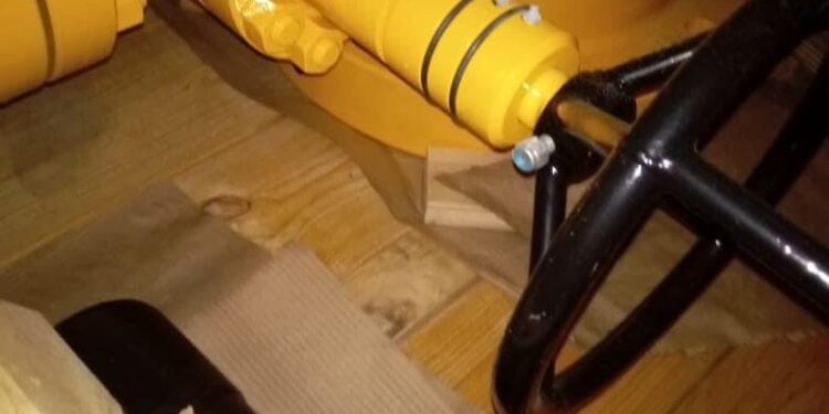 ضبط 16 حاوية مخالفة لضوابط الاستيراد بميناء ام قصر الشمالي