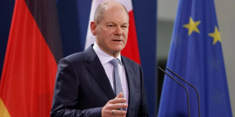 فرنسا وألمانيا تتعهدان بدعم أوكرانيا