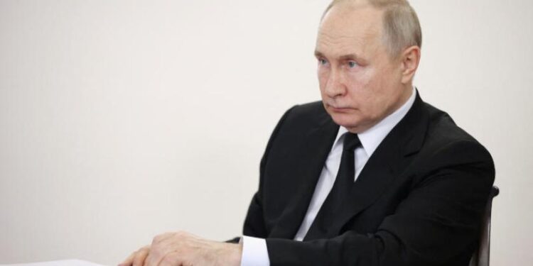 بوتين يشيد بـ (الديناميكية الإيجابية) للهجوم الروسي في أوكرانيا