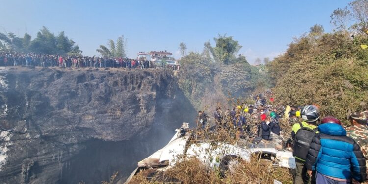 تحطُّم طائرة في نيبال يودي بحياة 40 شخصاً