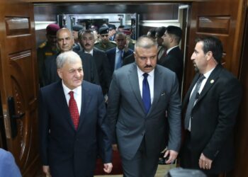 رئيس الجمهورية: التضحيات التي قدمها منتسبو القوات الأمنية ستبقى سجلا حافلا بالبطولة والإيثار