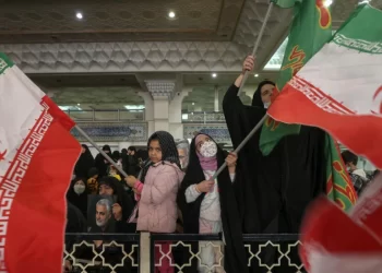 احتجاجات إيران .. اعتقال 3 صحافيات ونقلهن إلى سجن “إوين” بطهران