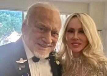 زواج ثاني رائد فضاء يسير على القمر .. عمره 93 والعروس 63