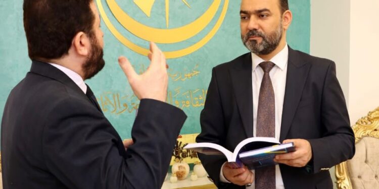 نوفل ابو رغيف يستقبــــل حسين الأسدي