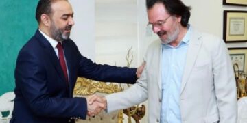 نوفل ابورغيف يستقبـــل التشكيلي العراقي المغترب فهر الصالح