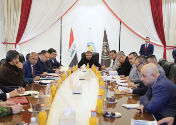 وزير الداخلية يعقد اجتماعاً مهماً مع مدراء المديريات وأقسام عدد من مفاصل وتشكيلات الوزارة