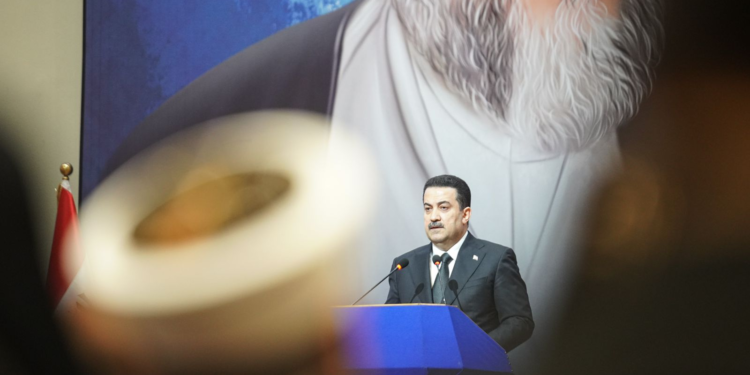 السوداني يحضر الحفل التأبيني في ذكرى استشهاد السيد محمد باقر الحكيم