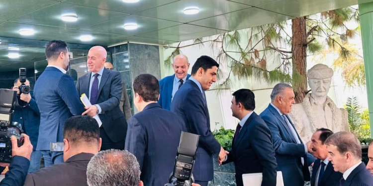اجتماع يكسر جليد الانقطاع بين قيادة الحزبين الكرديين