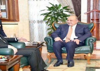 وزير الدفاع يستقبل السفير التركي في بغداد