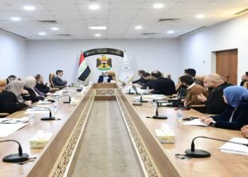 المالية تناقش “مراحل ونسب انجاز مشروع نظام الادارة المالية العامة”