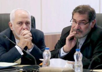 إعدام أكبري يكشف “صراع الأجنحة” في النظام الإيراني