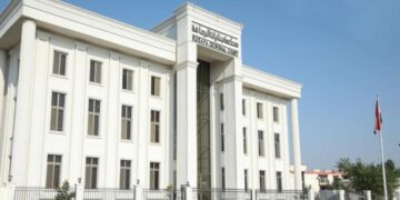 الحكم بالحبس بحق مدان “ادعى تعرضه للتعذيب” من قبل موقوفين معه
