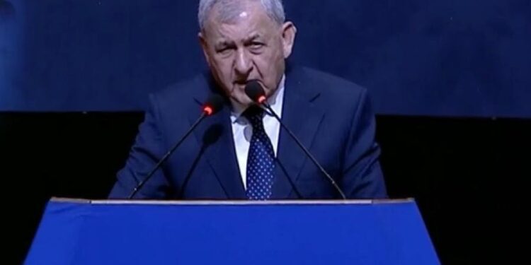 رئيس الجمهورية .. الشهداء حاضرون في ما بيننا وفي ذاكرة الشعب ووجدانه