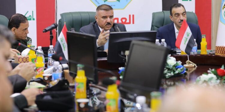 وزير الداخلية يؤكد على أهمية حسم الدعاوى القضائية بعيدا عن الروتين