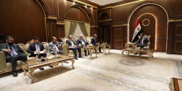 الحلبوسي يستقبل أمير الإيزيديين في العراق والعالم