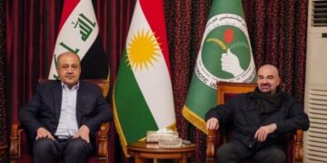 اجتماع بين بافل طالباني ووزير الدفاع ثابت العباسي