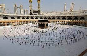 السعودية تكلف 34 امرأة في مناصب قيادية لإدارة شؤون الحرمين