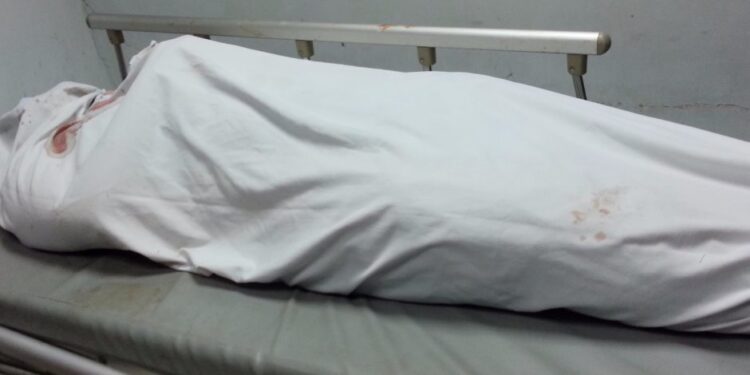 العثور على جثة تلميذ داخل “حمّامات مدرسة ” في الكوت