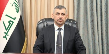 توجيه حول الإخبارات الخاصة بكبار المسؤولين