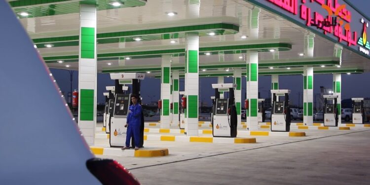 بيان من النفط بخصوص محطات تعبئة الوقود بالبصرة
