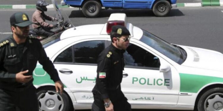 الحكم بالسجن بحق “قائد شرطة إيراني” على خلفية أعمال عنف دامية