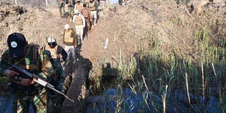 تنفيــذ عملية استطلاع في صحراء القائم