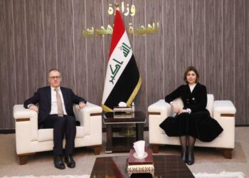 وزيرة الهجرة والمهجرين تستقبل السفير الإيطالي