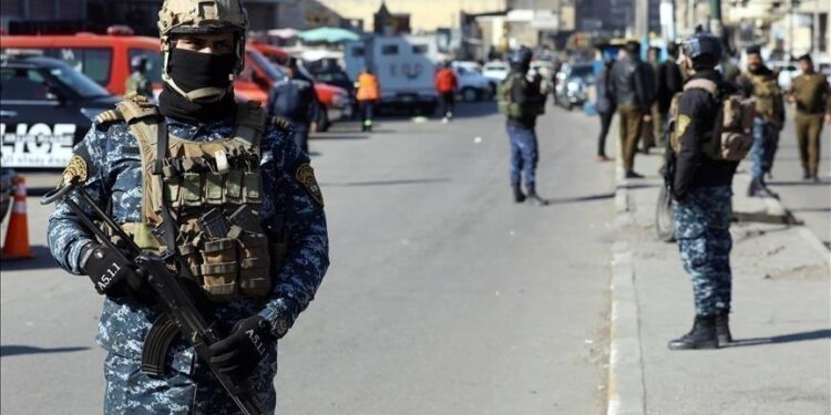 العثور على (جثة امرأة مقتولة وانتحار أخرى) في بغداد