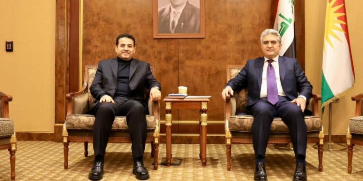 الأعرجي و ريبر أحمد يبحثان “التعاون الأمني وضبط الحدود”