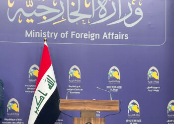 وزير الخارجية ينسحب من المؤتمر الصحفي لأسباب صحية