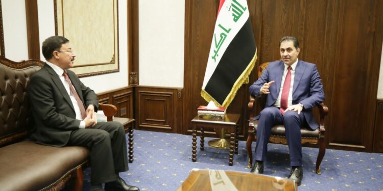 المندلاوي يلتقي محافظ البنك المركزي