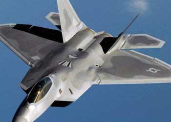 كيف أسقطت أف 22 المنطاد الصيني بارتفاع شاهق؟