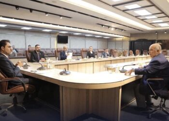 البرلمان يدعو المصارف الخاصة لإطلاق خدمات متطورة