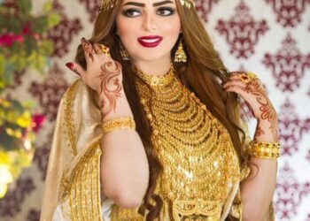 الأزياء التقليدية العربية ,,, رسائل ثقافية على نسيج ملون