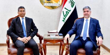 وكيل وزارة الخارجية لشؤون التخطيط السياسي يلتقي السفير الهندي في بغداد