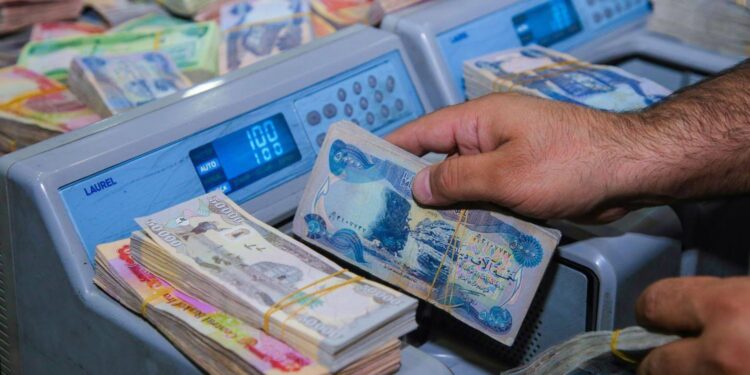 كوردستان تعتزم توزيع رواتب الموظفين الكترونياً