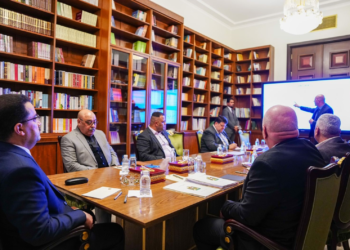 السوداني يرأس اجتماعاً حول التصريحة الإلكترونية والربط الشبكي