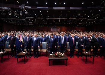 السوداني يرعى حفل توقيع جولة التراخيص الخامسة توقيعاً نهائياً