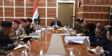 وزير الداخلية يترأس اجتماعاً بشأن رفع السيطرات داخل العاصمة