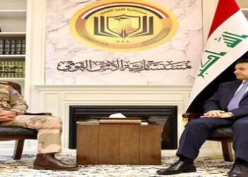 الاعرجي وقائد عمليات نينوى يبحثان جهود “دعم عودة النازحين طوعيا”