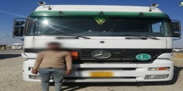 القبض على متهم بتهريب النفط ومشتقاته