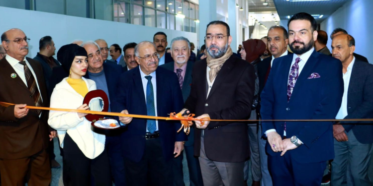 نوفل أبورغيف يفتتح مهرجان دار السلام للخط العربي و معرضاً شخصياً للخطاط عماد زبير