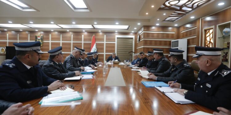 وزير الداخلية يوجه مدراء تسجيل السيارات بـ”التعامل الحسن ومحاربة الفساد”