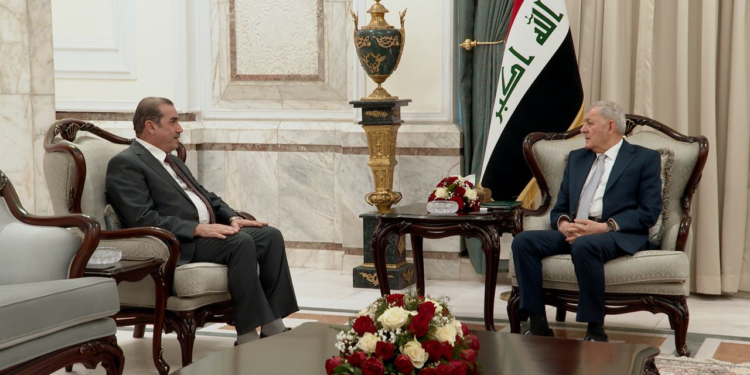 رئيس الجمهورية يستقبل السفير العراقي لدى تركيا