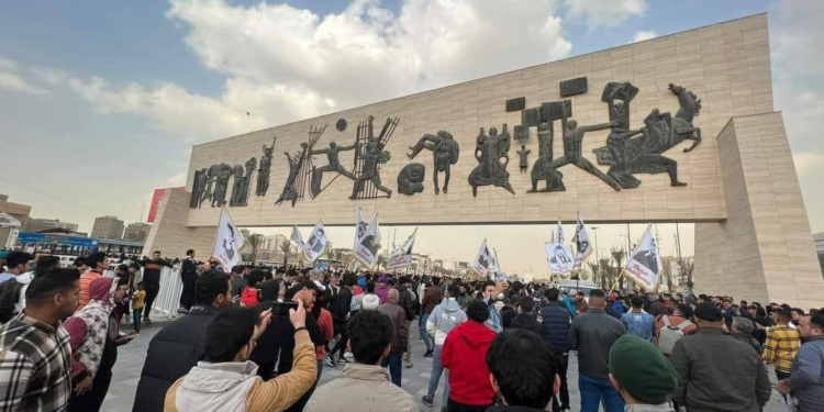 بالفيديو والصور .. انطلاق تظاهرات وسط بغداد احتجاجاً على ارتفاع الدولار