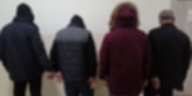 القبض على 4 أشخاص في السليمانية حولوا متاجرهم إلى أماكن للقمار