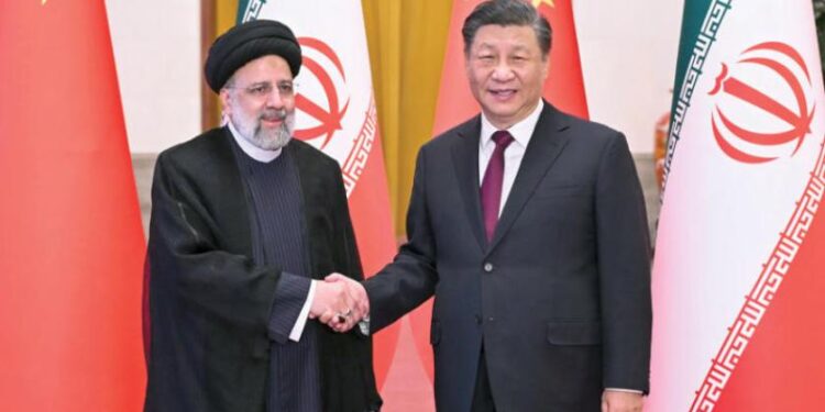 الصين “مترددة” في دعـــم إيران رغم التحالف الظاهري بينهما