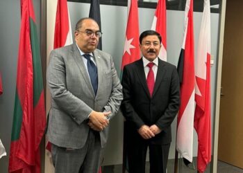 لقاء بين محافظ البنك المركزي ومدير صندوق النقد